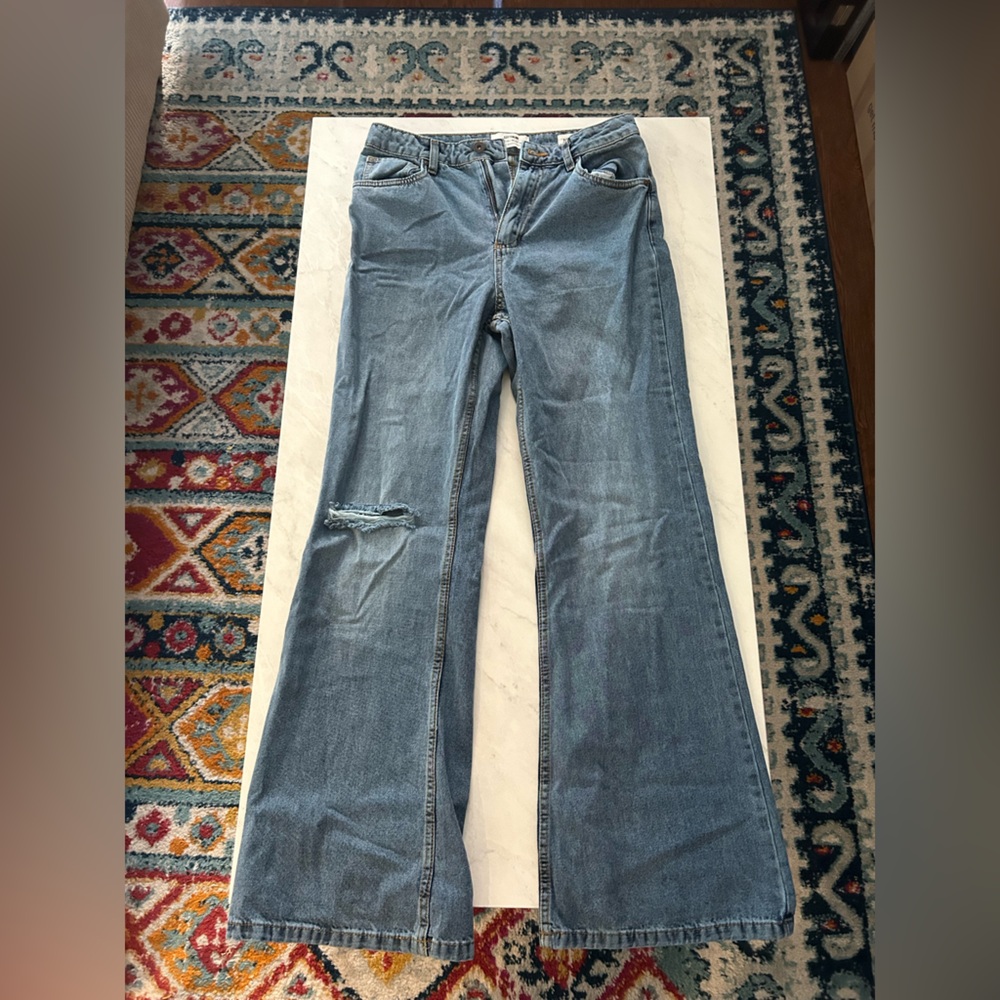 Cotton On Relaxed Flare Jeans size 6